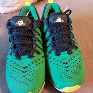 Nike speed trap Oregon ducks shoes